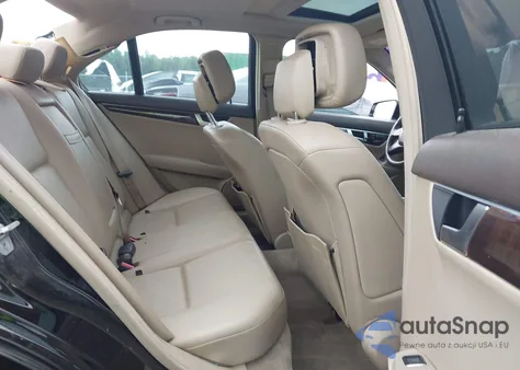 2013 Mercedes-Benz C 250 Luxury from USA, damaged, VIN WDDGF4HBXDR301604